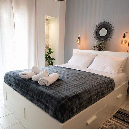 Sapphire Majesty Suite By Heaven'S Hall Luxury Suites Alexandroupoli Exterior photo
